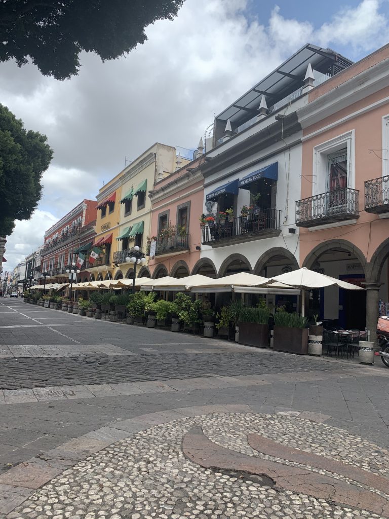 machado square, plaza machado, top 10 things to do in mazatlan mexico, mazatlan attractions, where to eat in mazatlan, chef rosie's guide to mazatlan, mazatlan sunset